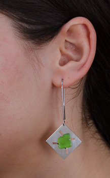 earring