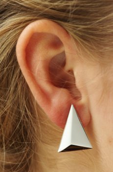 earring