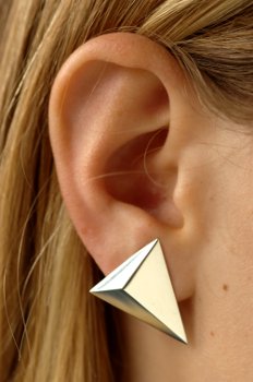earring